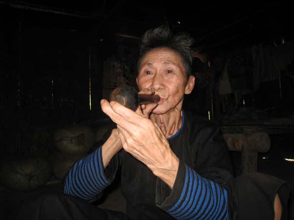 Nơi đ&atilde;i kh&aacute;ch bằng thuốc phiện ở Thanh H&oacute;a